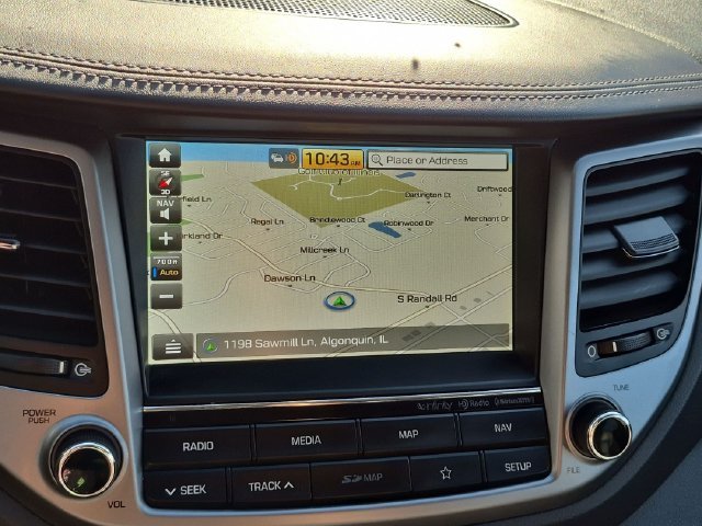 Used 2018 Gray Hyundai SEL Plus image 19