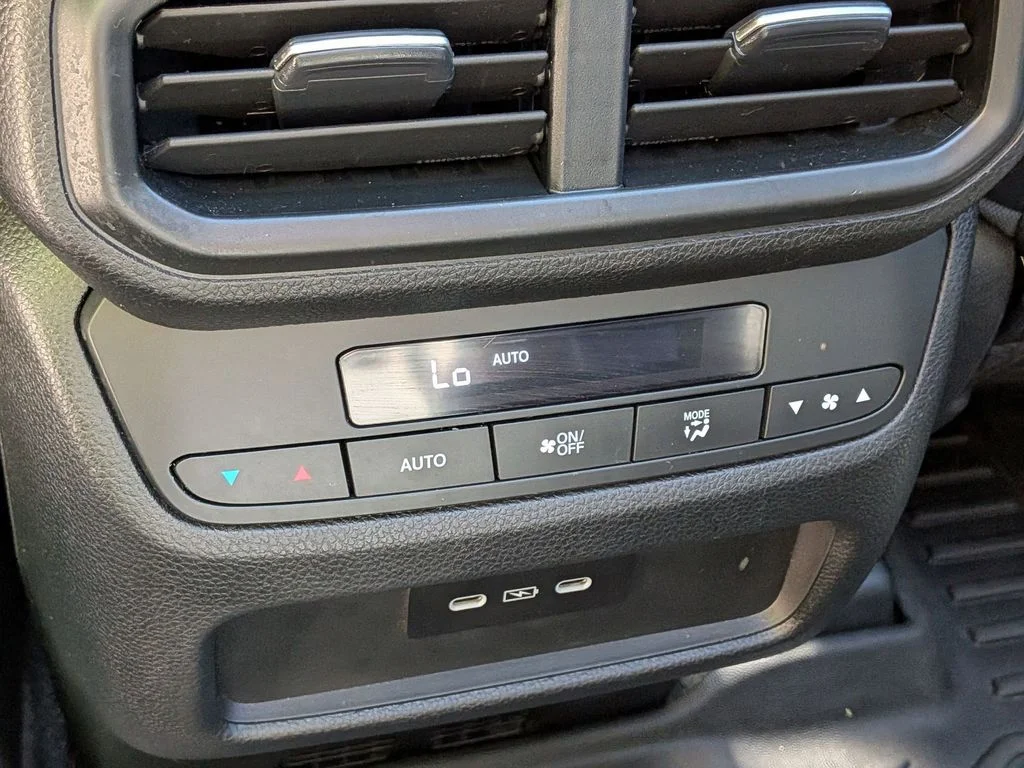 Used 2025 Gray Honda Touring image 28