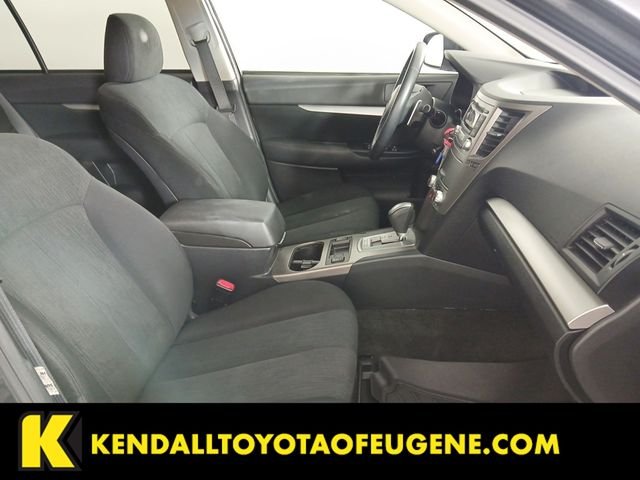 Used 2013 Gray Subaru 2.5i Premium image 9