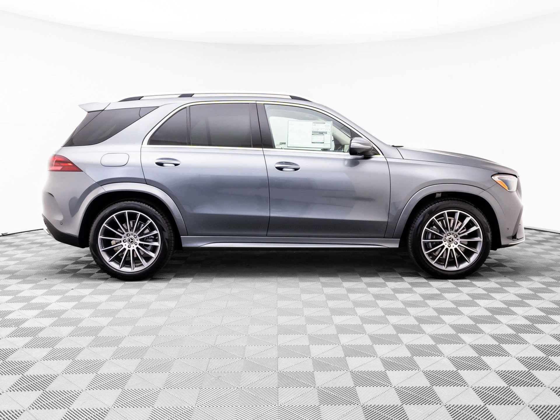 New 2026 Gray Mercedes-Benz GLE 350 image 6