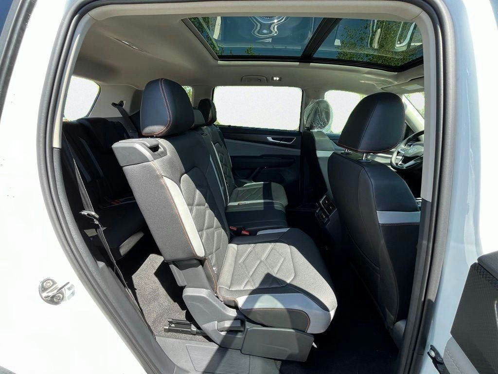 New 2026 Blue Volkswagen SE w/Technology image 22