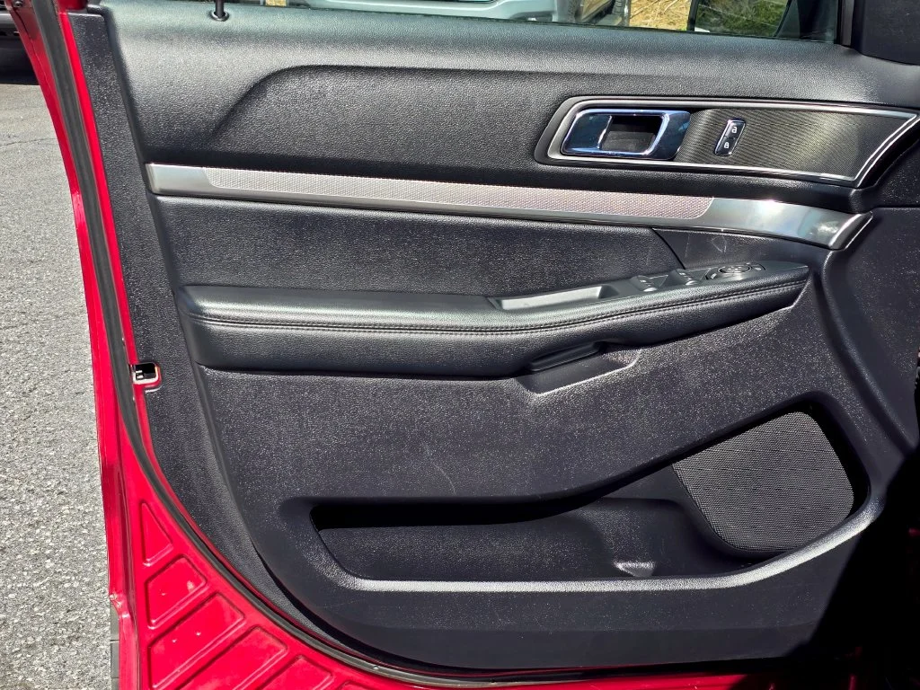 Used 2019 Red Ford XLT image 45