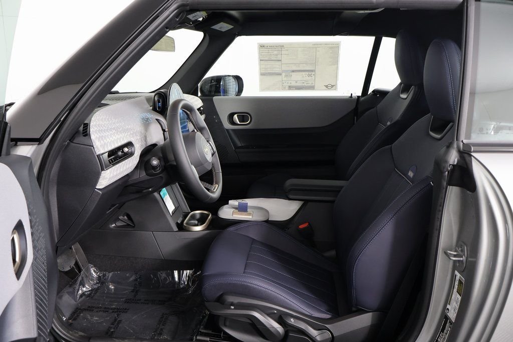 2026 MINI Convertible Base - Photo 7