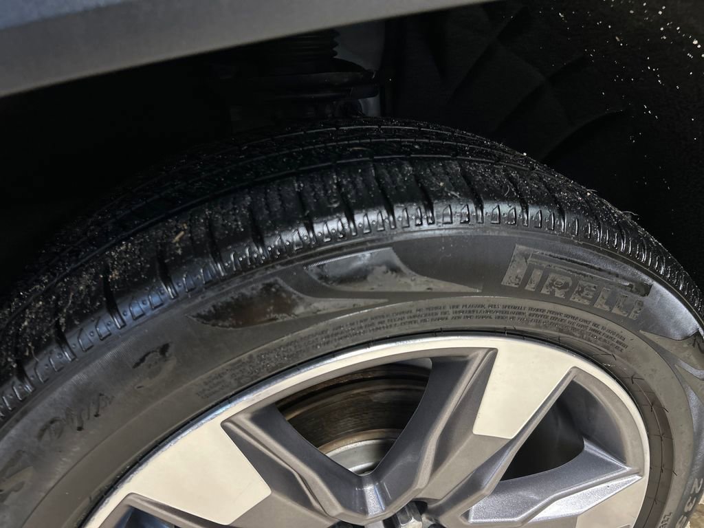 Used 2019 SMOKEY QUARTZ METALLIC GMC SLT image 12