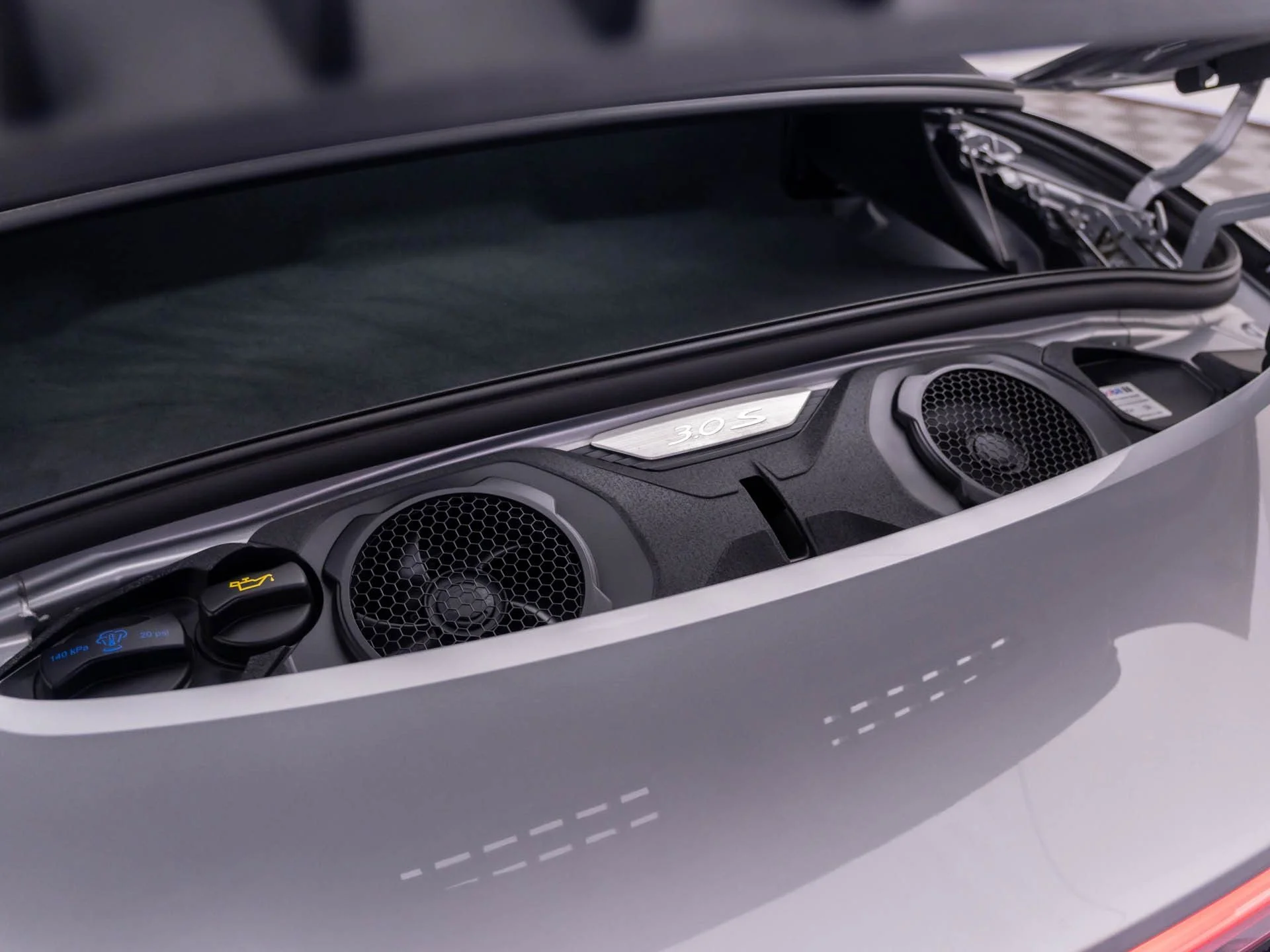 Used 2022 Silver Porsche Carrera 4S image 30