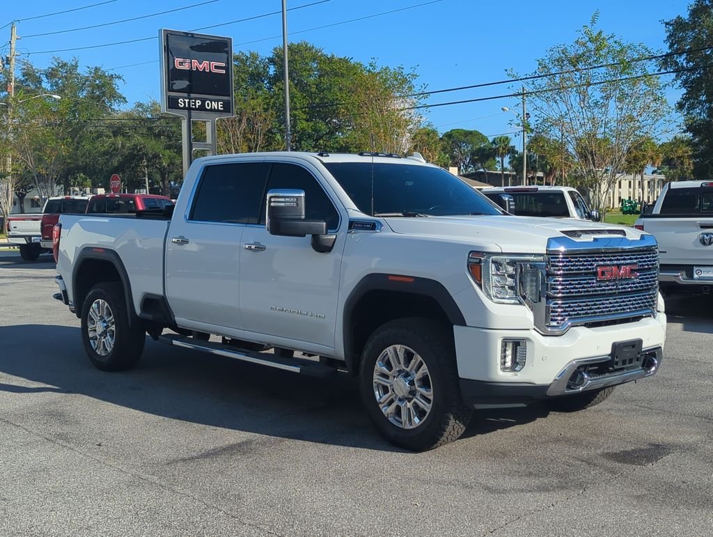 Used 2021 White GMC Denali image 8