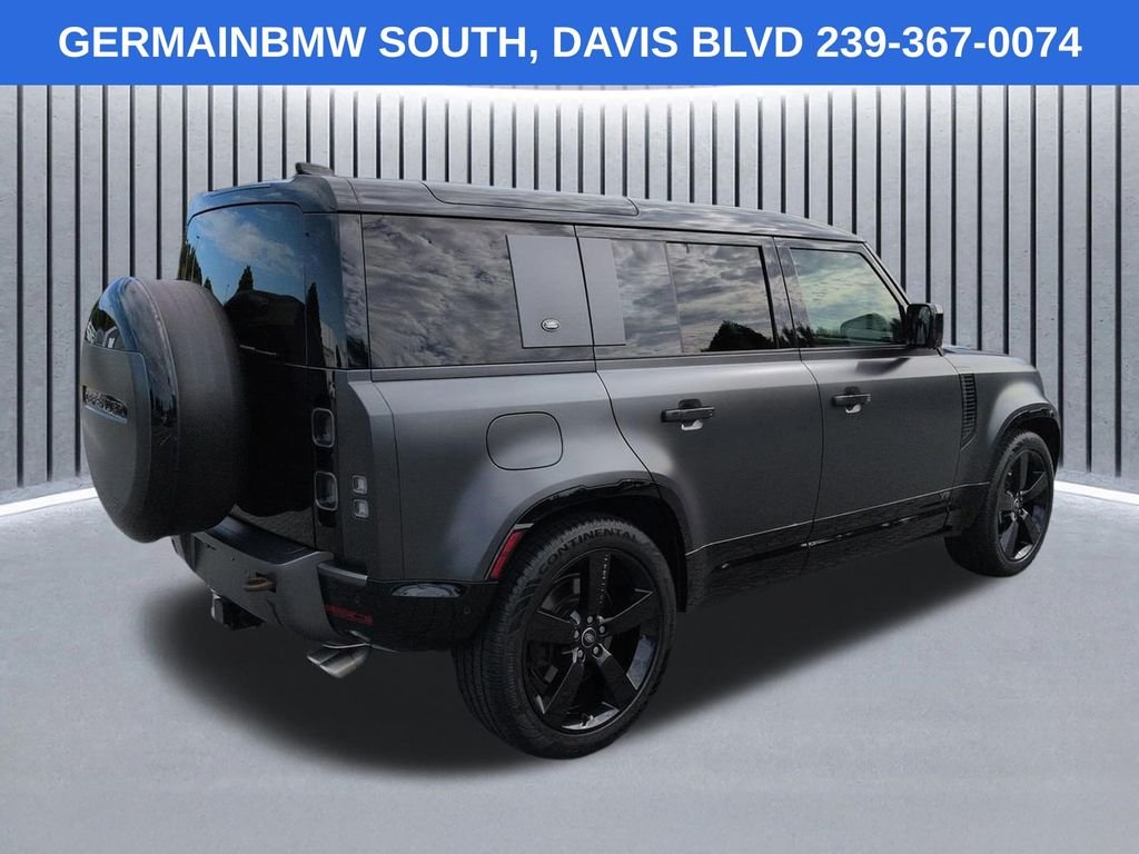 Used 2024 Carpathian Gray Premium Metallic Land Rover Carpathian Edition image 5