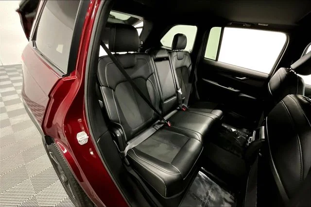 2025 Jeep Grand Cherokee Altitude - Photo 26