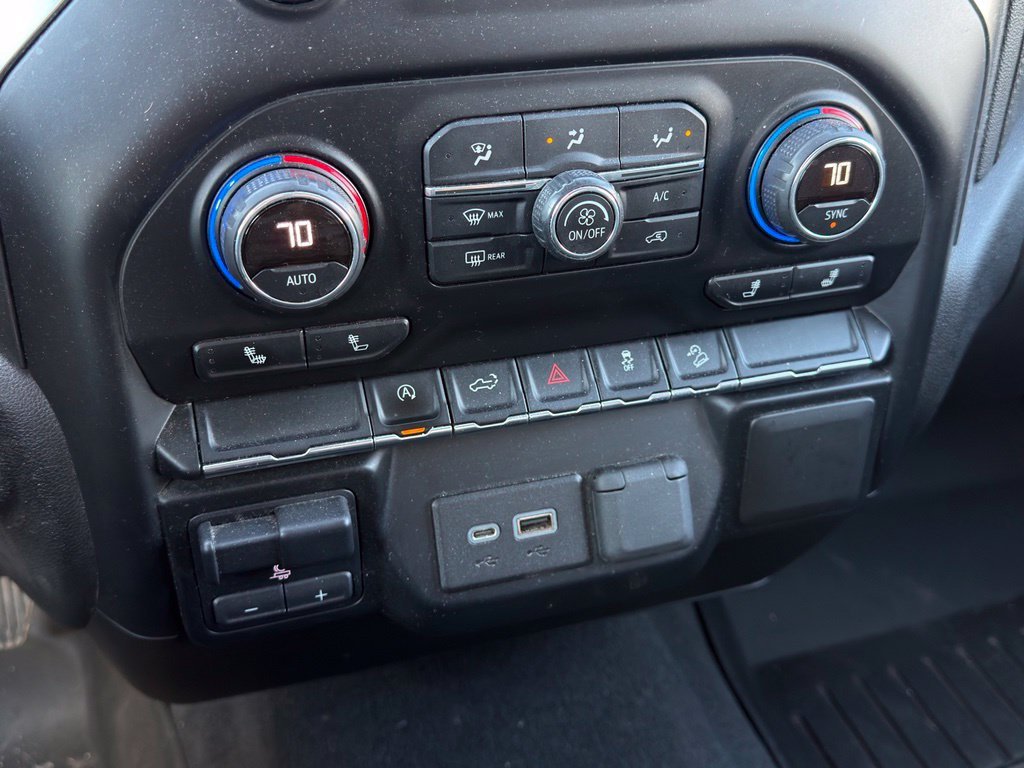 Used 2019 Black Chevrolet RST image 5