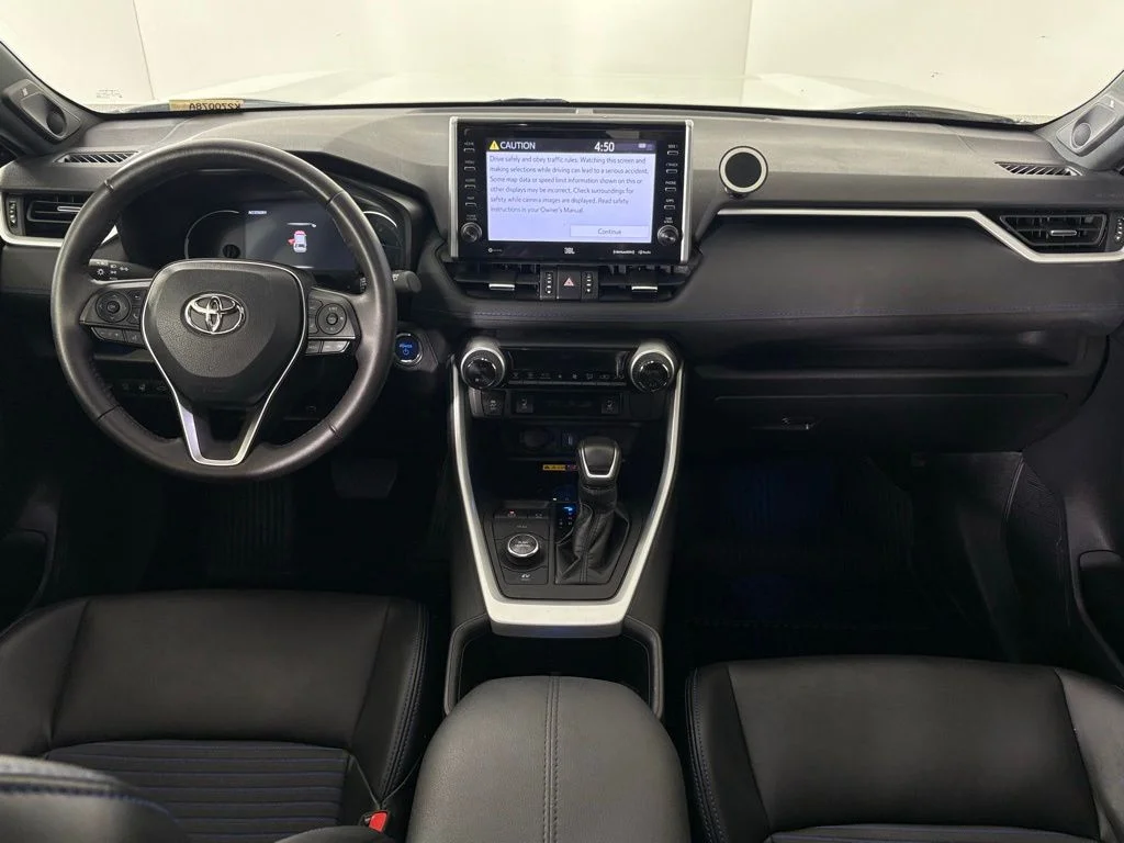 Used 2022 White Toyota XSE image 41
