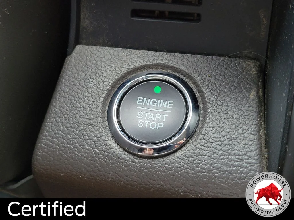 Used 2021 White Ford Limited image 35