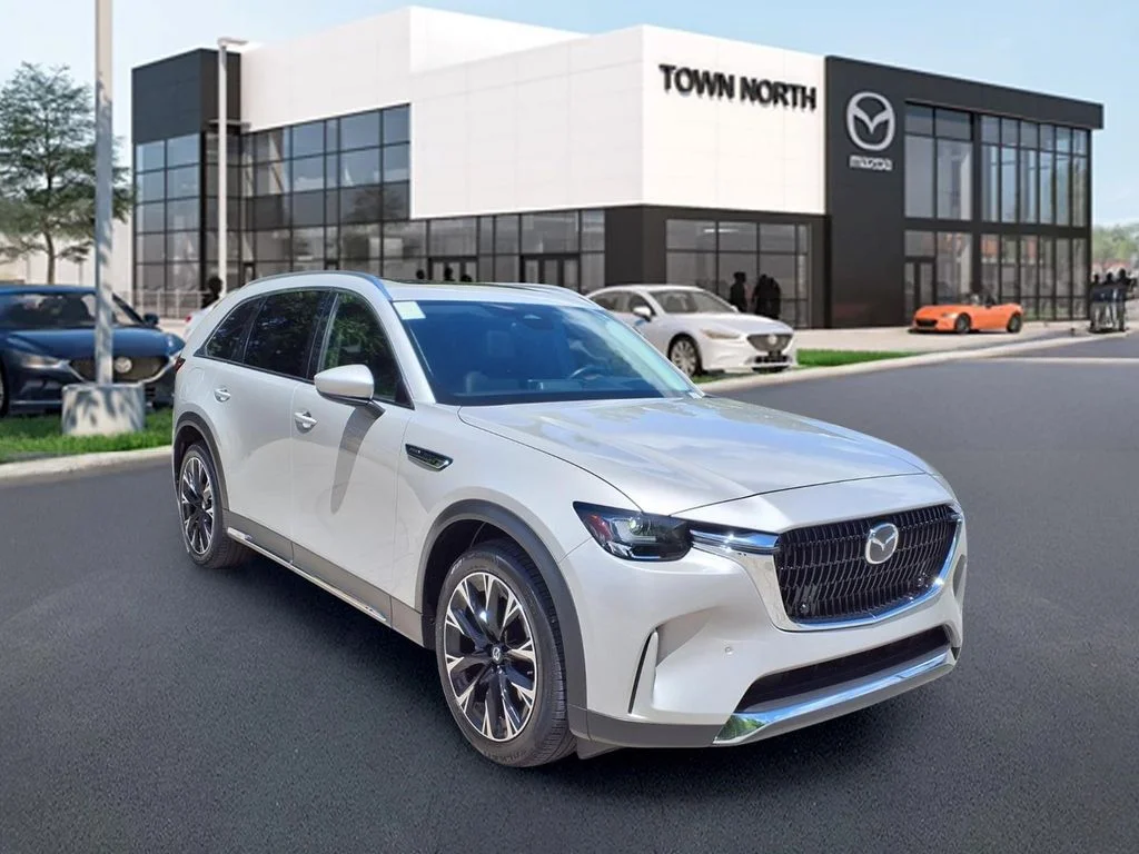 2024 Mazda CX-90 PHEV Premium Package's photo