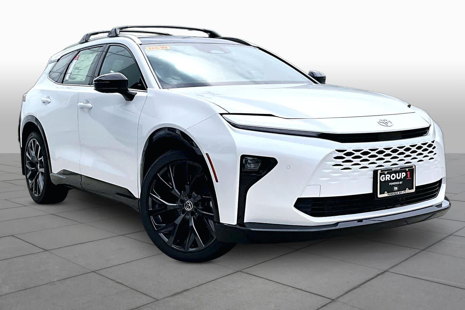 New 2026 Oxygen White Toyota Limited image 2