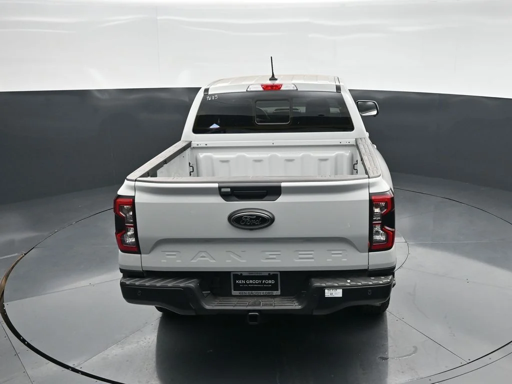 New 2026 Avalanche Ford Lariat image 38