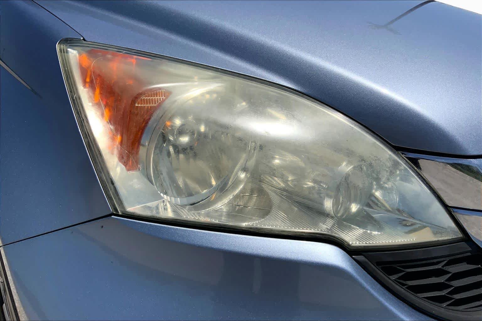 Used 2011 Glacier Blue Metallic Honda SE image 26