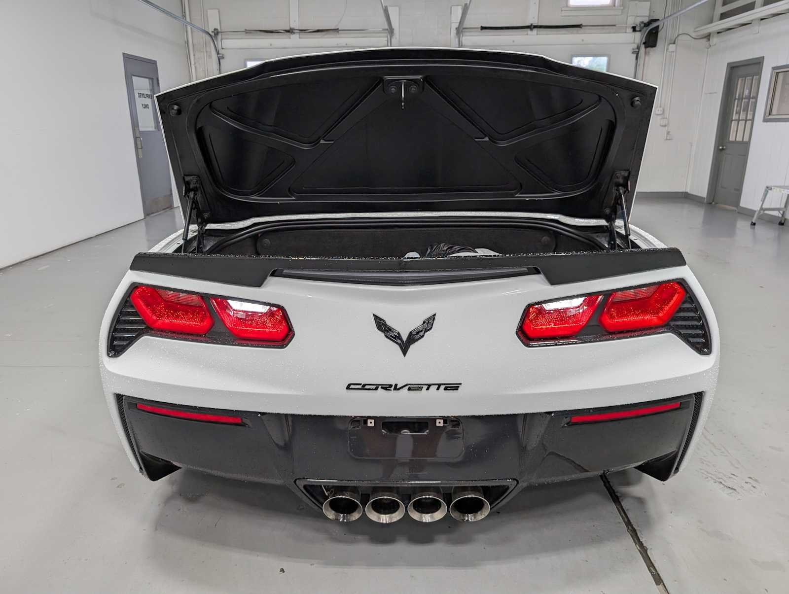 Used 2019 Arctic White Chevrolet 1LT image 35