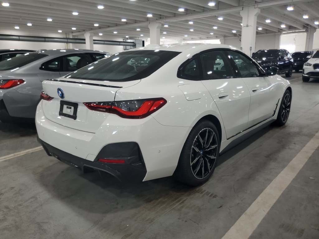 Certified Used 2024 Alpine White BMW eDrive35 image 3