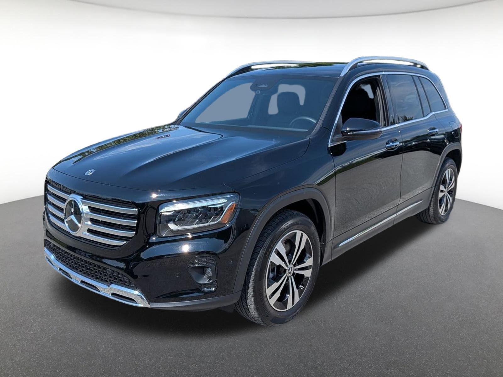 Used 2025 Night Black Mercedes-Benz GLB 250 image 1