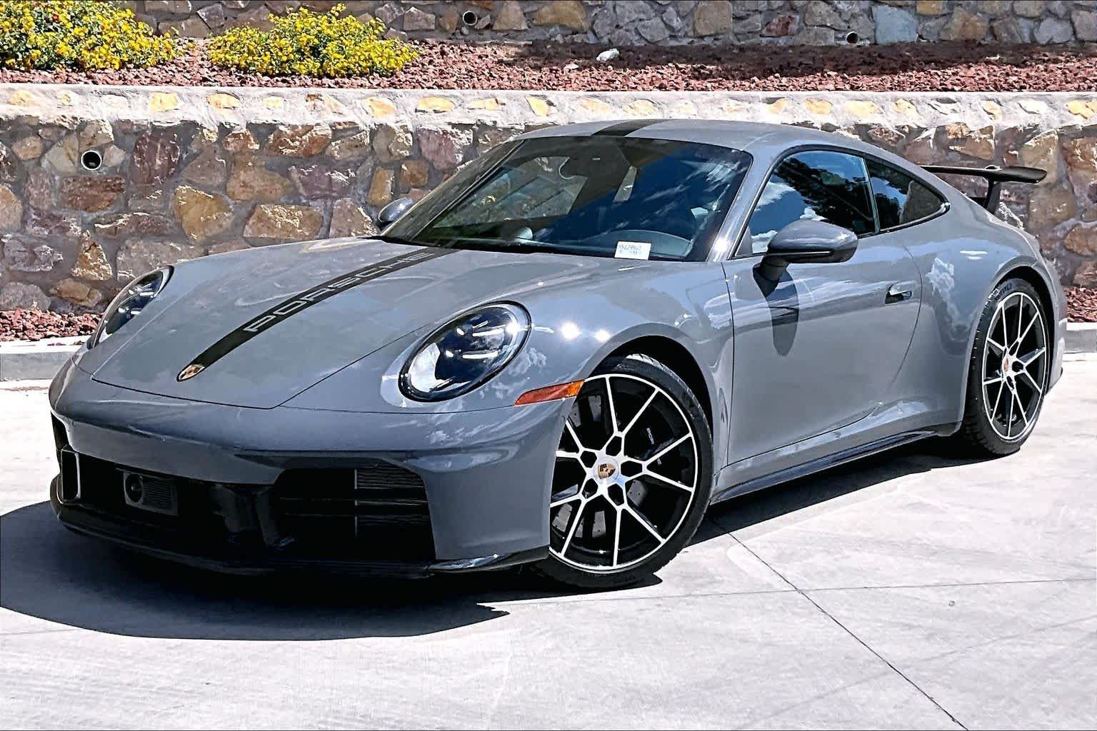 2025 Porsche 911 Carrera S Coupe's photo