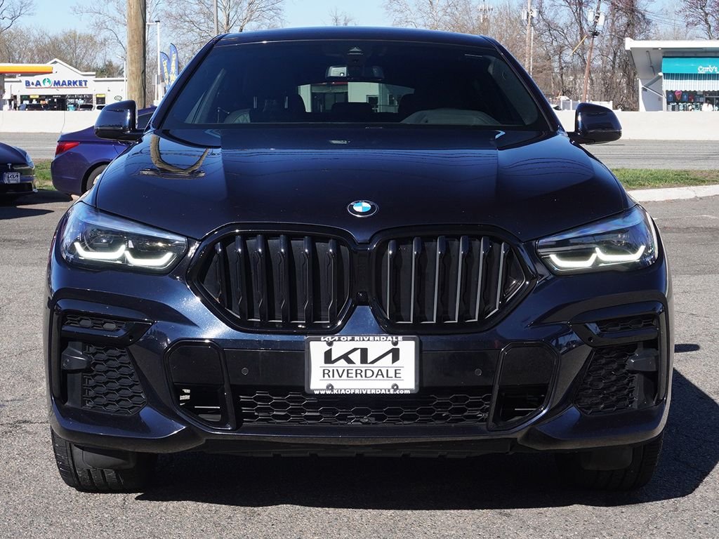 Used 2023 Black BMW xDrive40i image 13