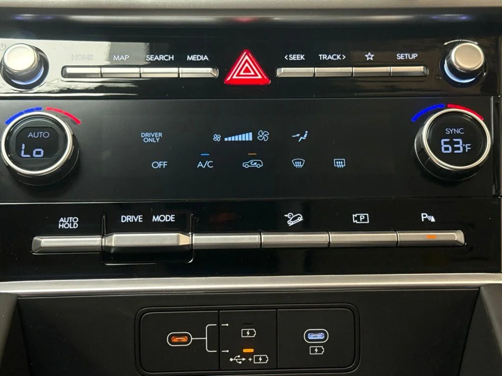 New 2027 Serenity White Hyundai SE image 16