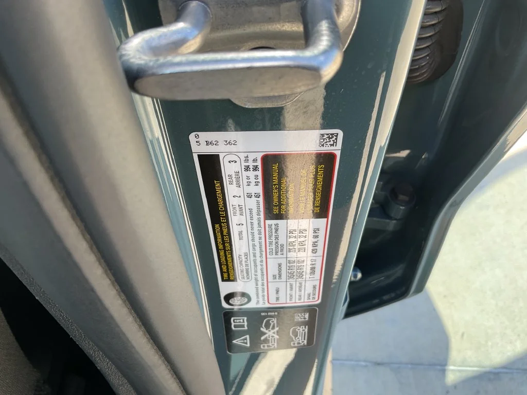 Used 2025 Green BMW xDrive28i image 33