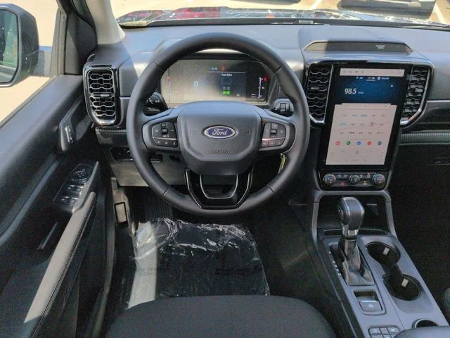 New 2026 Carbonized Gray Metallic Ford XLT image 16