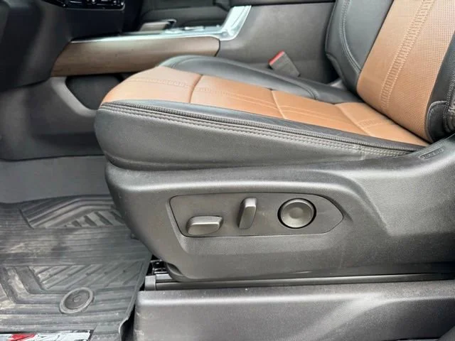 Used 2024 Summit White Chevrolet High Country image 14