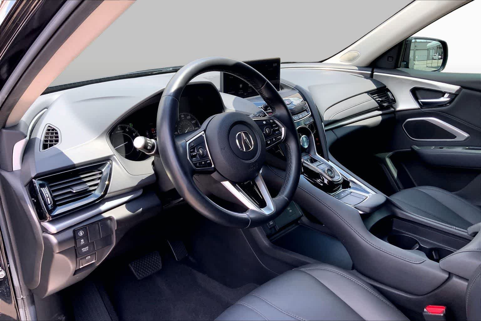 Used 2024 Majestic Black Pearl Acura  image 17