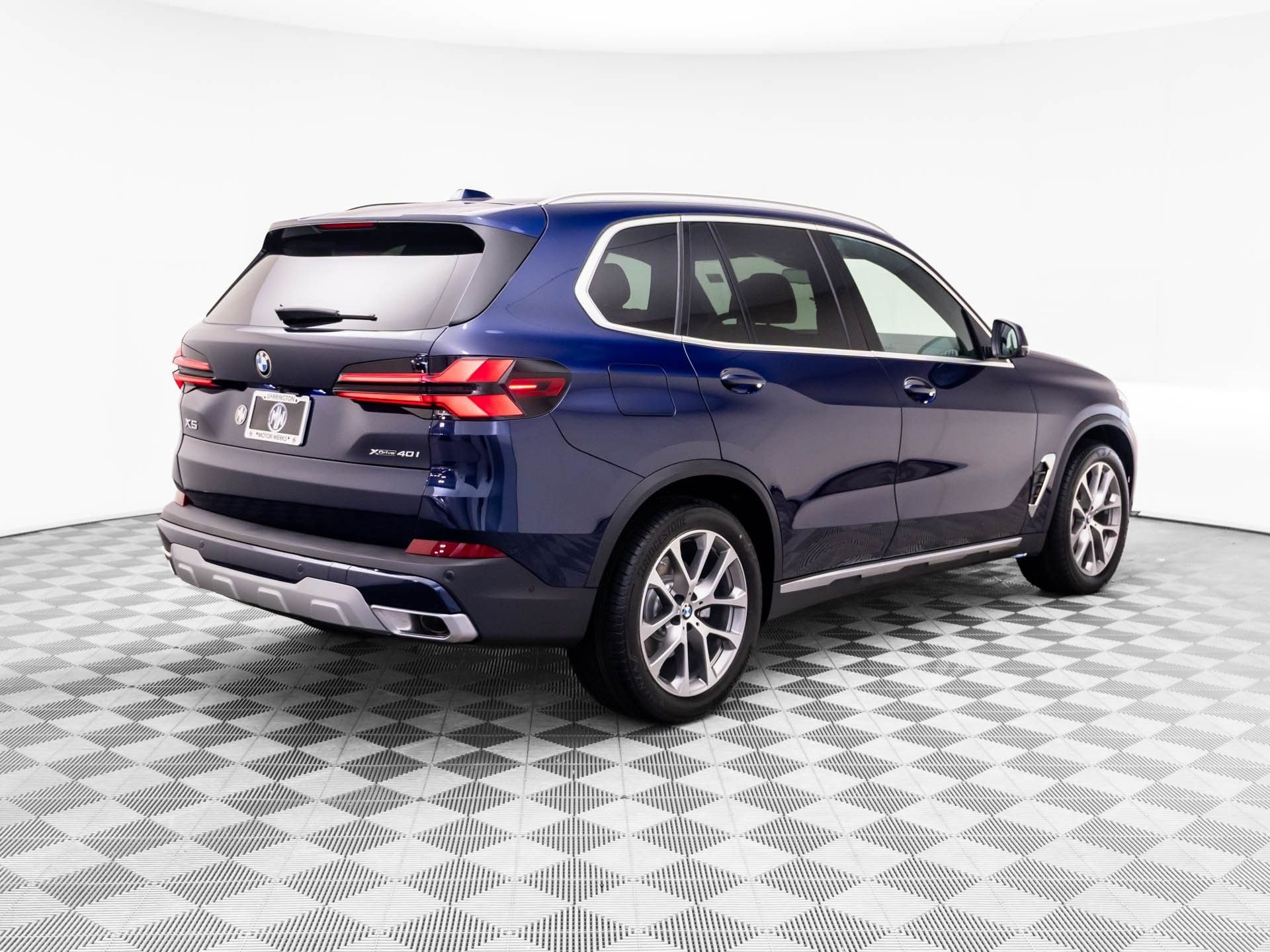 New 2026 Tanzanite Blue II Metallic BMW xDrive40i image 6