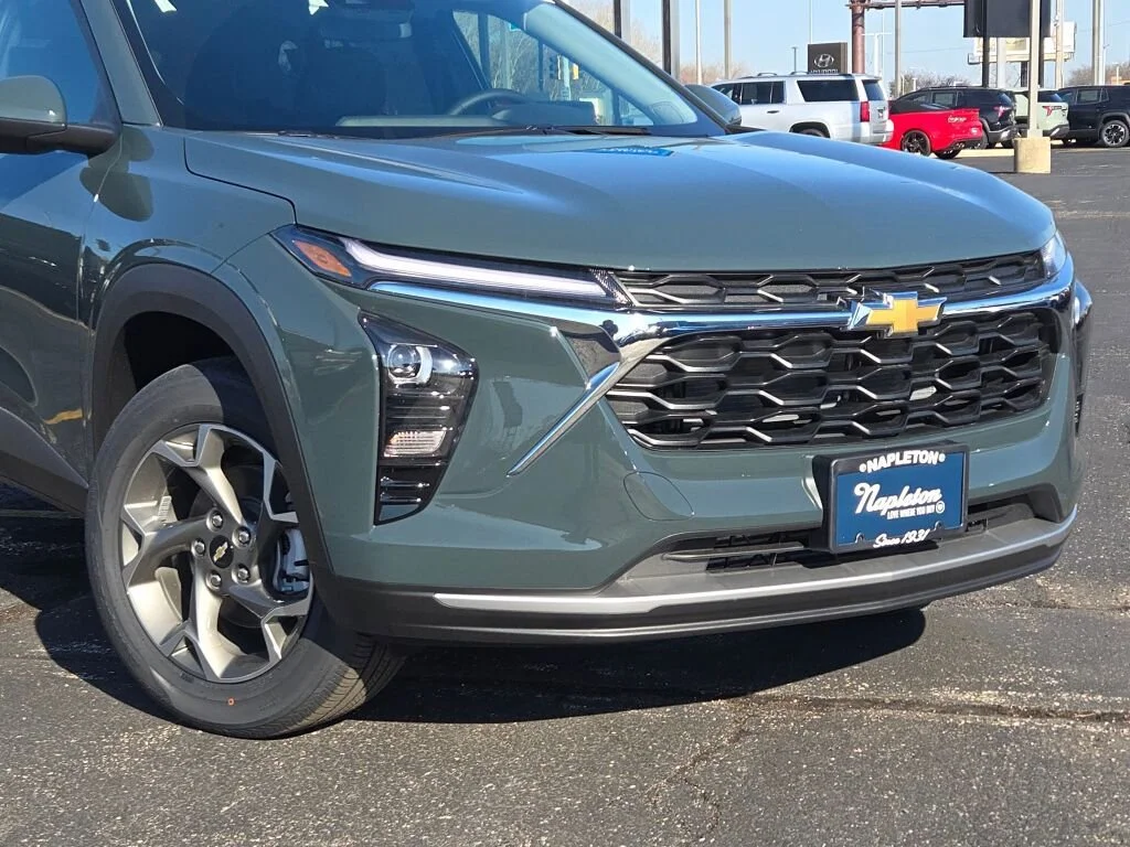 2026 Chevrolet Trax LT - Photo 2