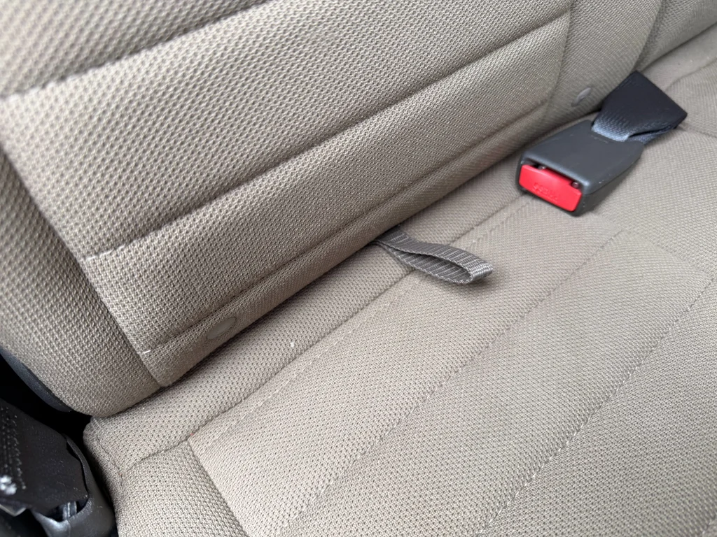 Used 2007 Avalanche Nissan S image 24
