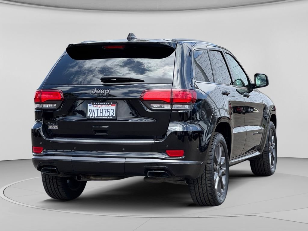 Used 2019 Diamond Black Jeep Overland image 33