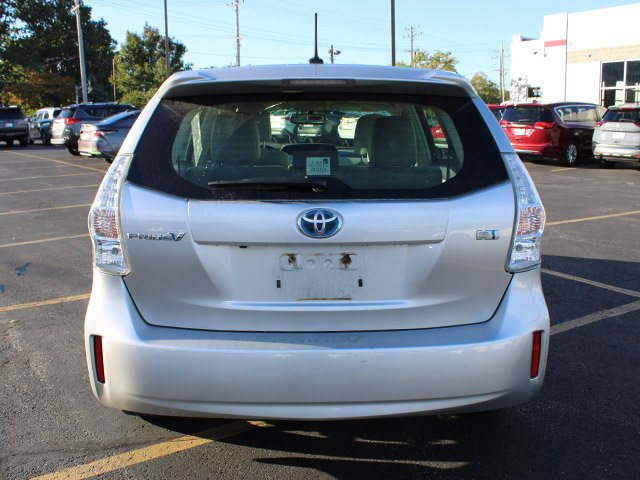 Used 2014 Classic Silver Metallic Toyota Five image 6