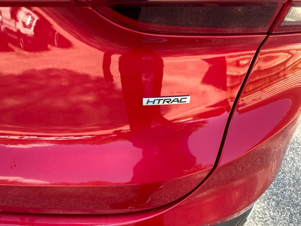 Used 2023 Red Hyundai SEL image 10