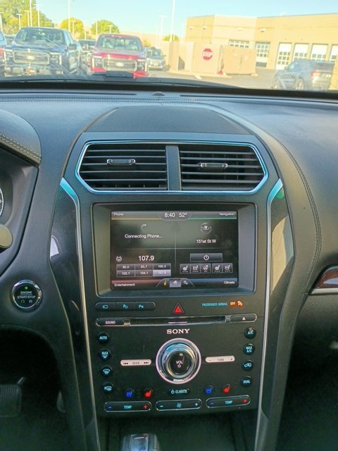 Used 2016 Red Ford Platinum image 7
