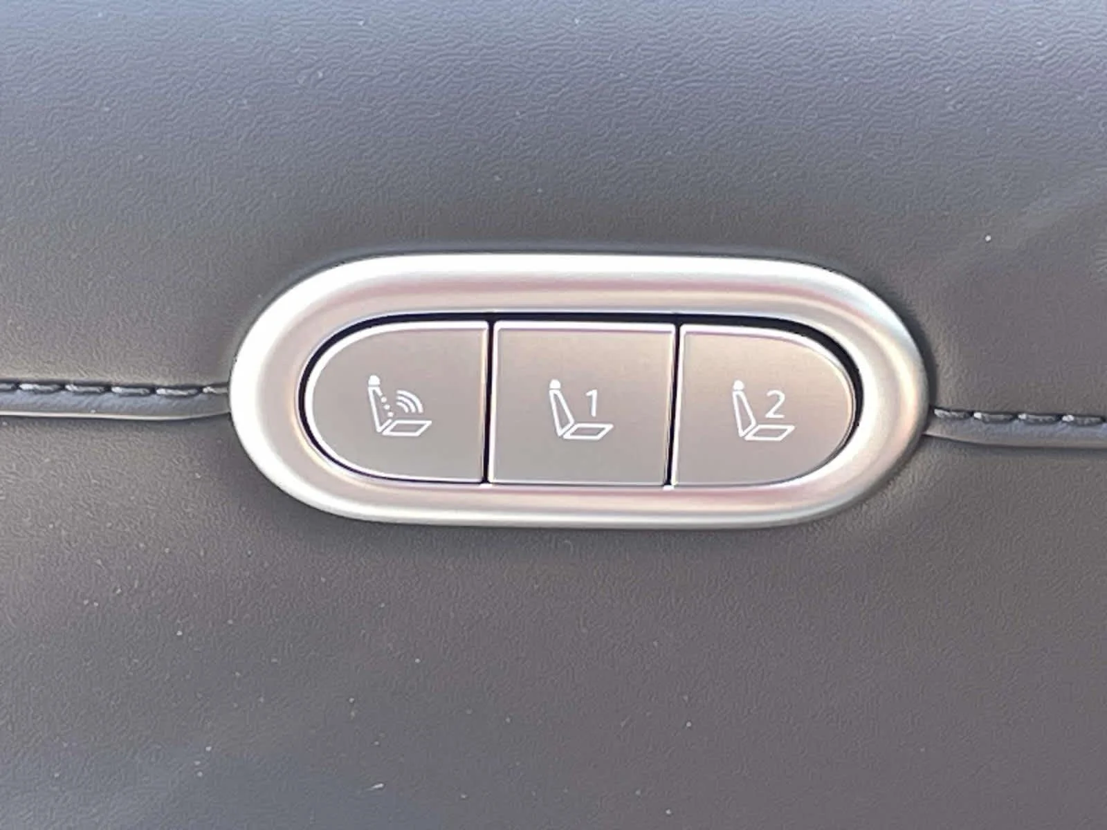 New 2026 Abyss Black Pearl Hyundai Calligraphy image 31