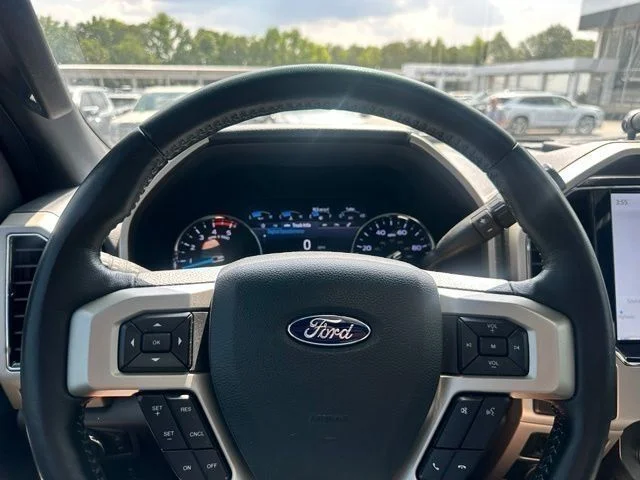 Used 2022 Black Ford Lariat image 36