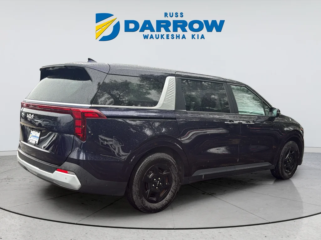 Used 2025 Blue Kia LXS image 5