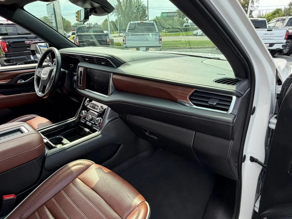 2023 GMC Yukon Denali Ultimate - Photo 22