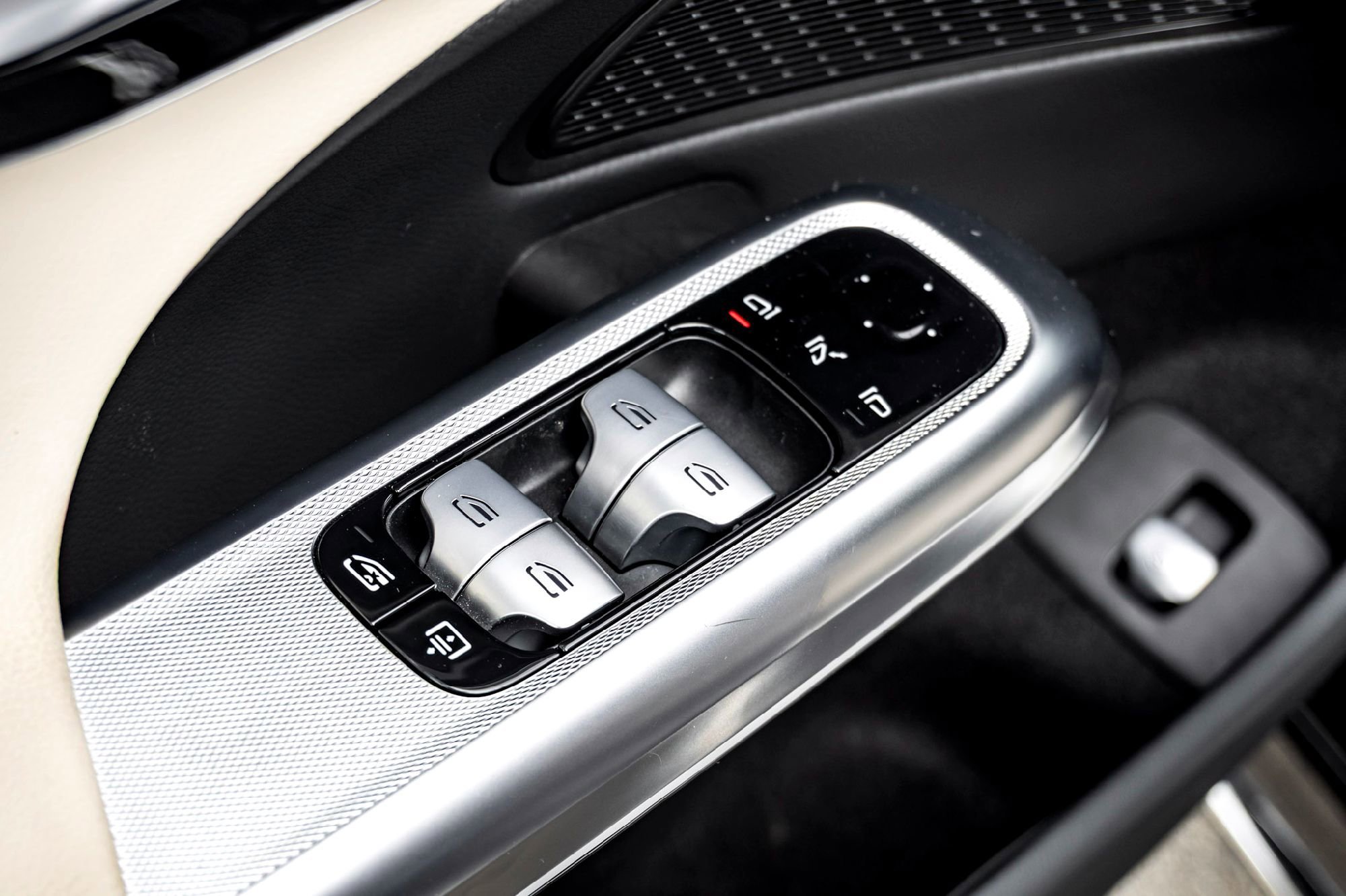 Used 2025 Graphite Mercedes-Benz E 350 image 12