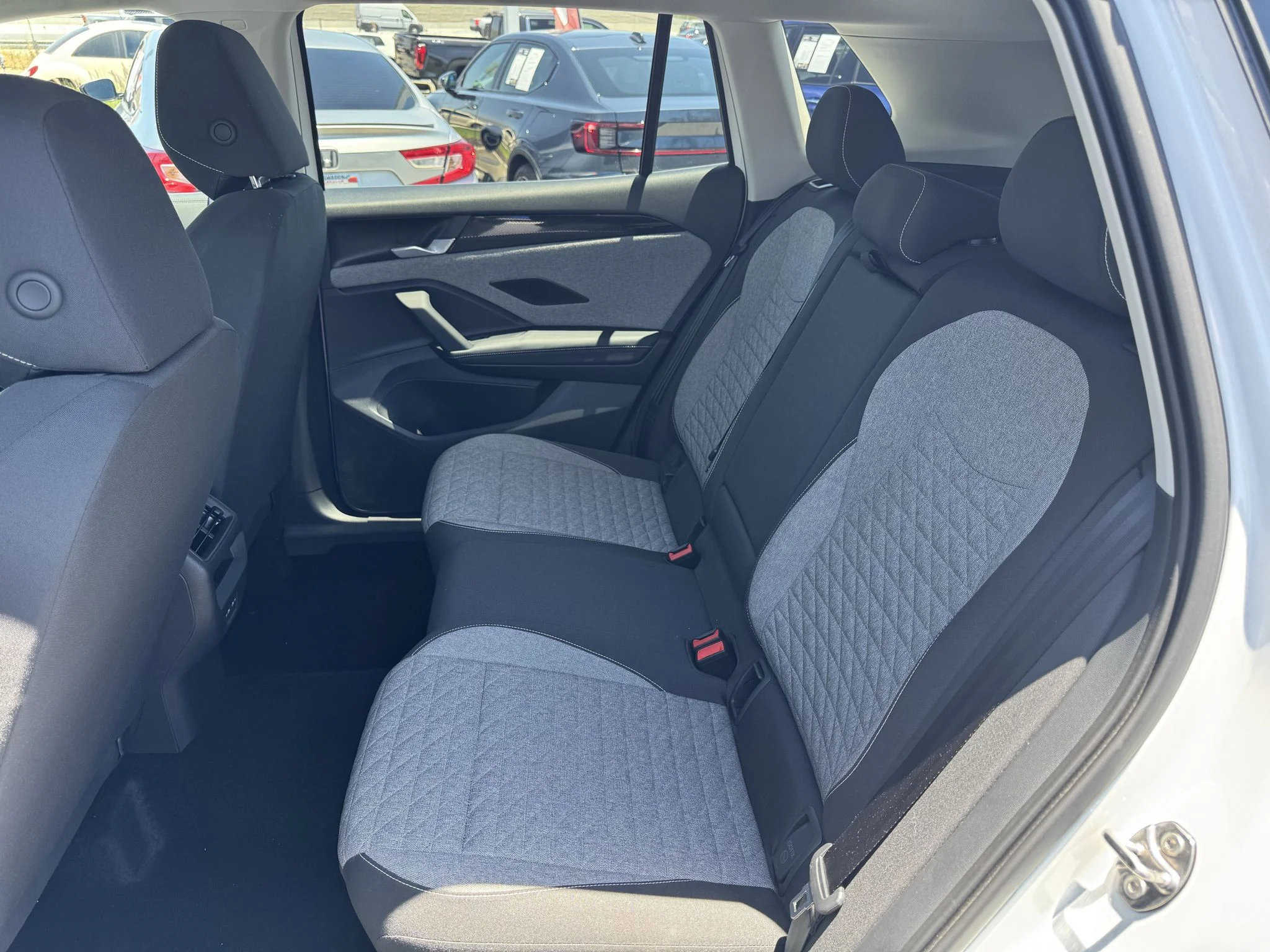 Certified Used 2025 Pure White Volkswagen S image 29