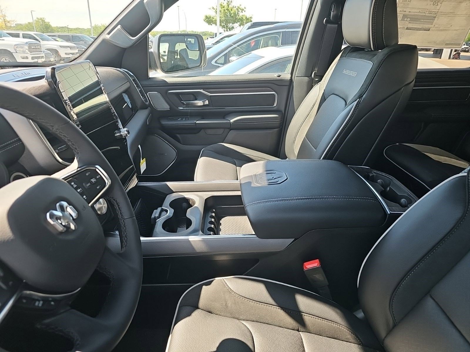 2026 RAM 1500 Laramie - Photo 16