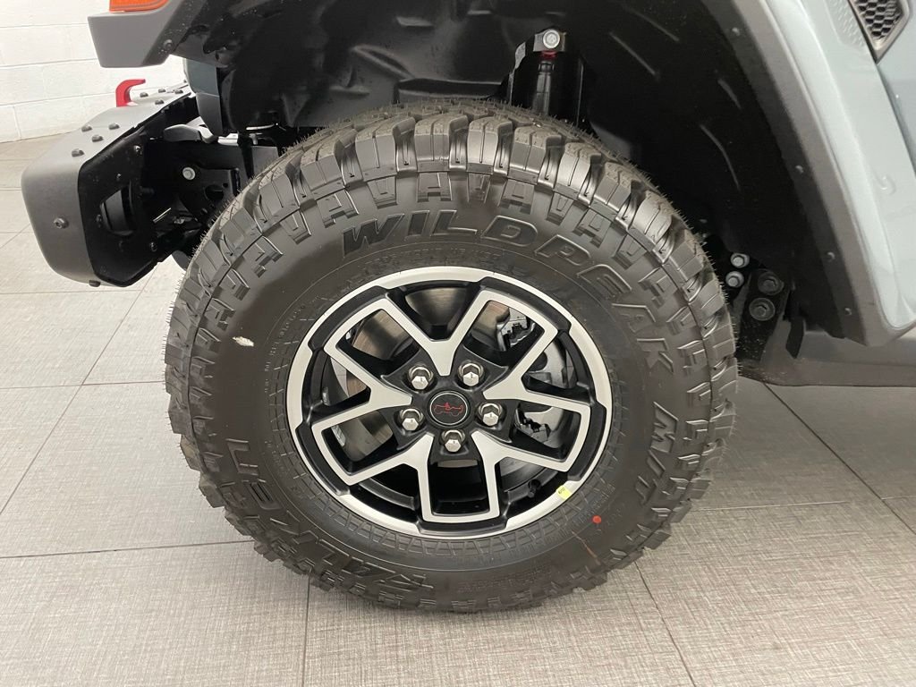 New 2026 Anvil Clear-Coat Exterior Paint Jeep Rubicon X image 8
