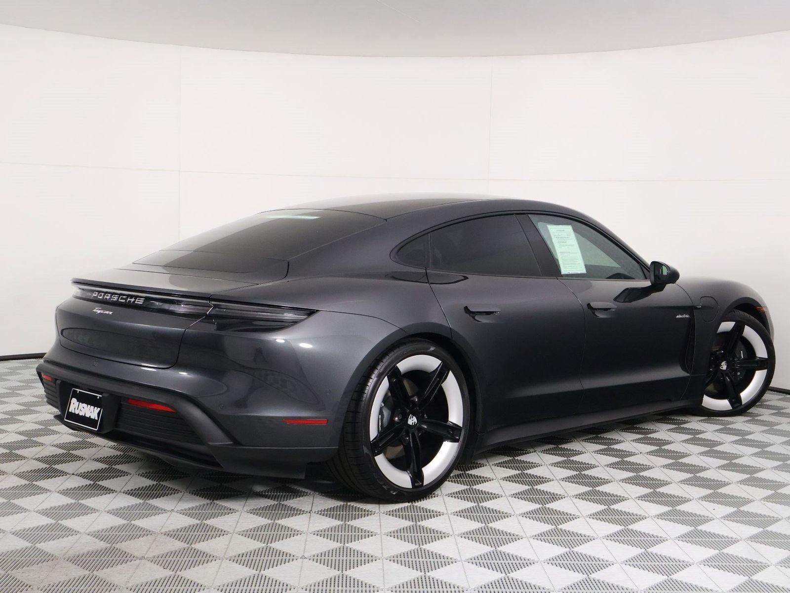 Certified Used 2025 Volcano Gray Metallic Porsche  image 7