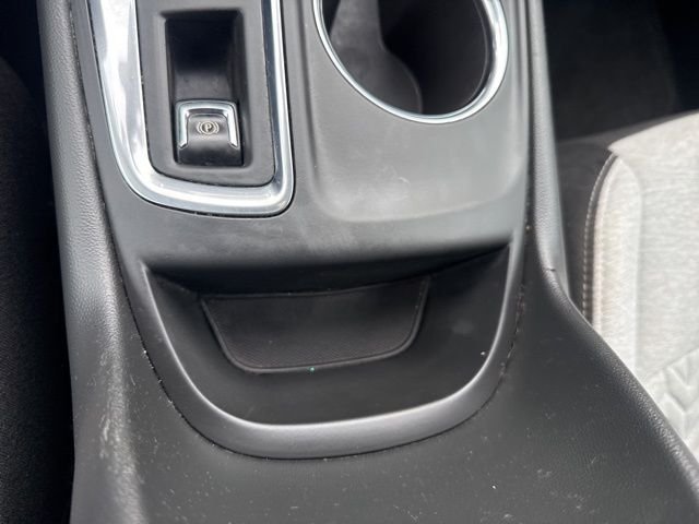 2022 Chevrolet Equinox LS - Photo 27
