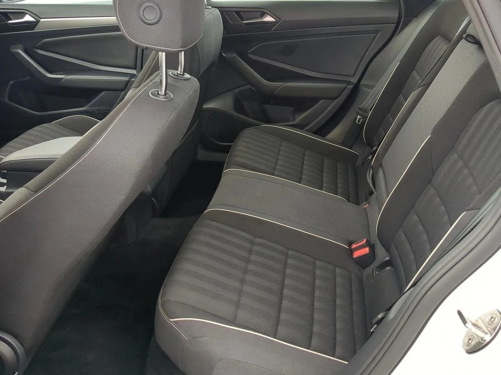 Used 2024 Pure White Volkswagen Sport image 14