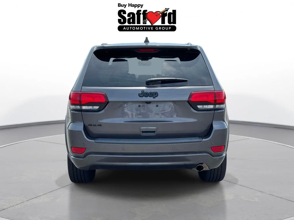 Used 2021 Gray Jeep Laredo X image 6