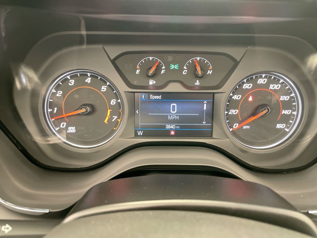 2023 Chevrolet Camaro LT1 - Photo 11