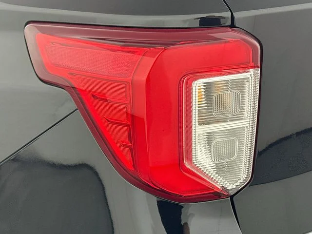 Certified Pre-Owned 2022 Ford Explorer XLT